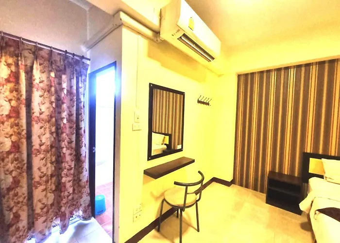 Hotel Oyo 75460 Baansang Place Suvarnabhumi
