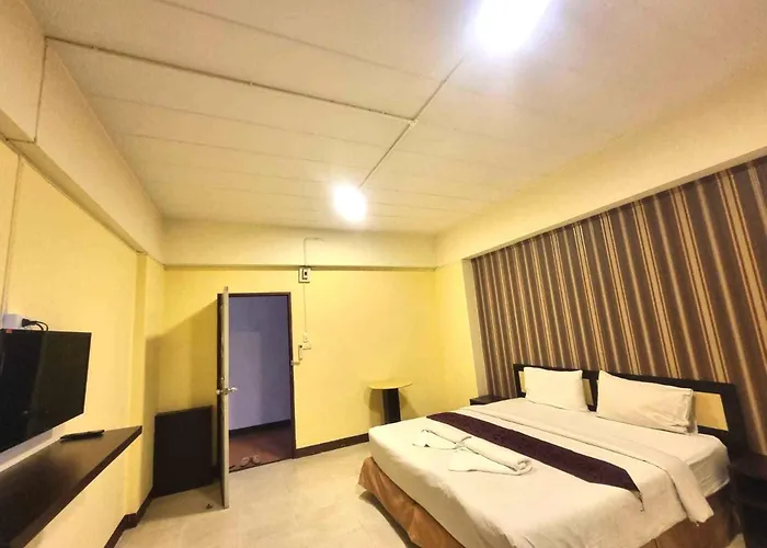 Oyo 75460 Baansang Place Suvarnabhumi Hotel Bangkok