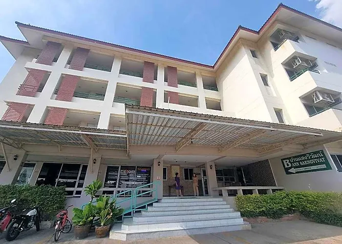 Oyo 75460 Baansang Place Suvarnabhumi