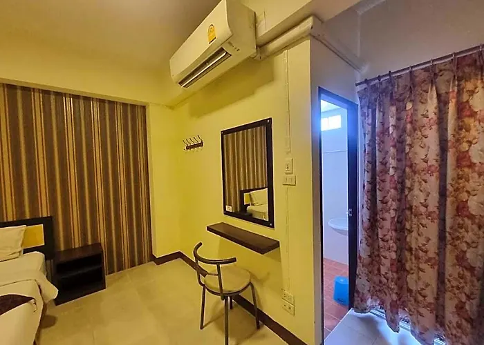 Hotel Oyo 75460 Baansang Place Suvarnabhumi 2*